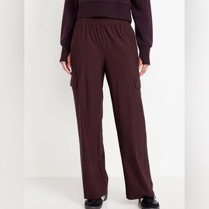 Old Navy Women's Sleek Tech Burgandy/Plum Dress Wide Leg Cargo Pants xs